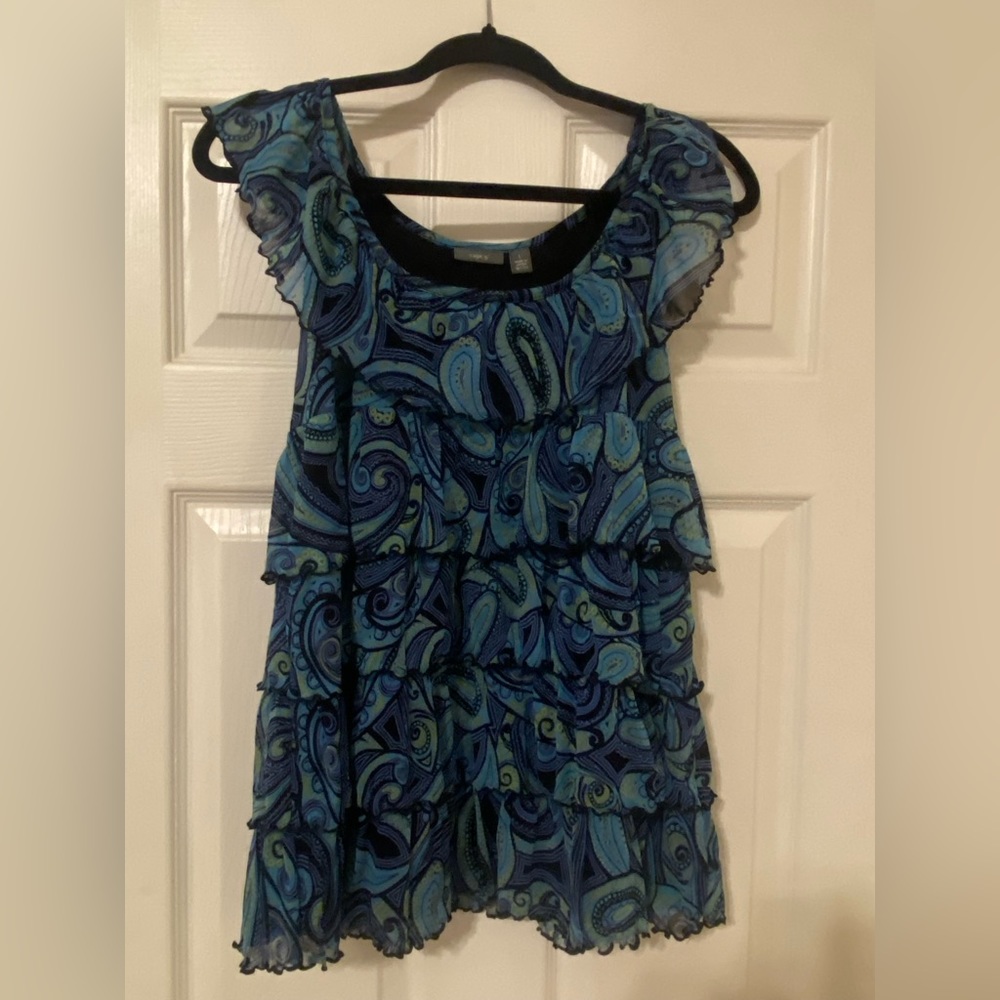 Apt. 9 tiered top